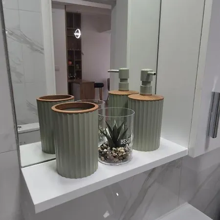 Mms Lux 7 I 8 Petrovec Apartmán