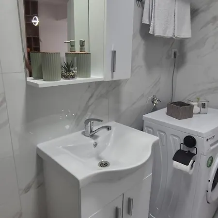 Mms Lux 7 I 8 * Skopje