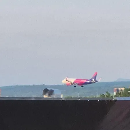 Mms Lux 7 I 8 Petrovec Apartmán Skopje