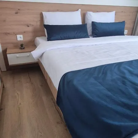 Mms Lux 7 I 8 Apartment Skopje