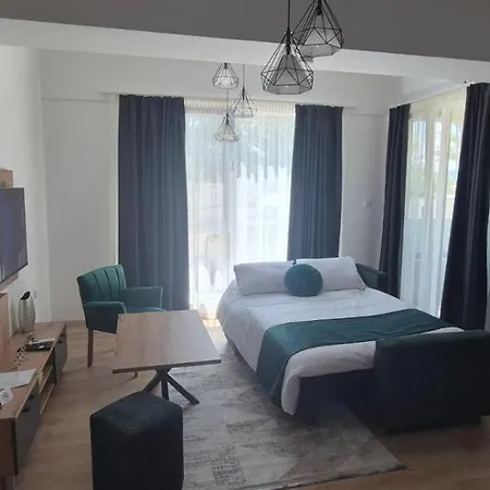 Mms Lux 7 I 8 Petrovec Apartmán