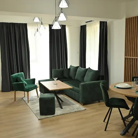 Mms Lux 7 I 8 Petrovec * Skopje