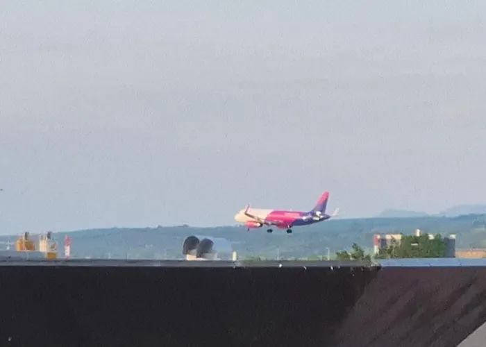 Mms Lux 7 I 8 Petrovec Apartament Skopje