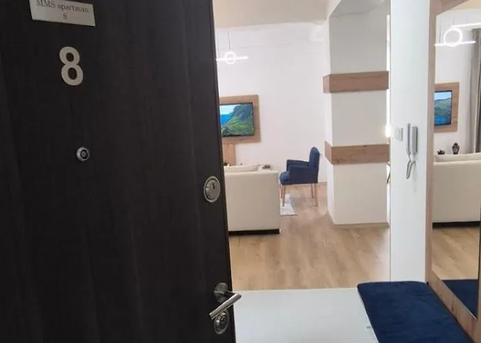 Mms Lux 7 I 8 Petrovec *