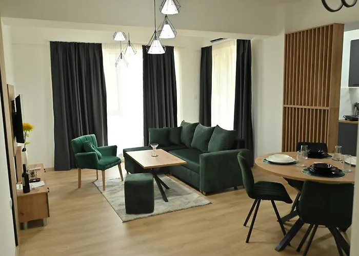 Mms Lux 7 I 8 Petrovec * Skopje