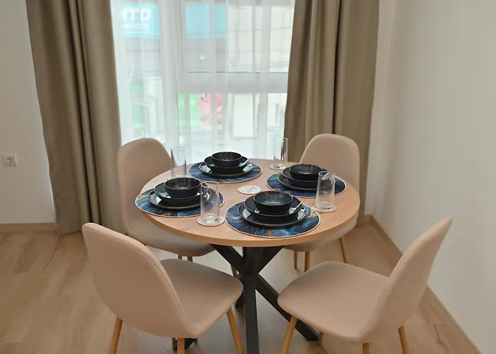 Mms Lux 7 I 8 Petrovec Apartament